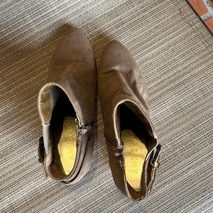 Anne Klein brown suede boots 8.5
